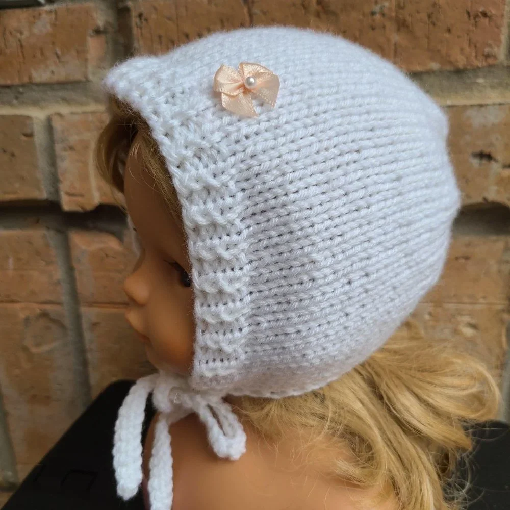 Baby Girl Hat BONNET knitted Acrylic Handmade Knit White Size 3-5 Months